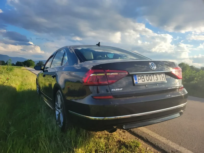 VW Passat R-line 1.8 TSI, снимка 3 - Автомобили и джипове - 52338123