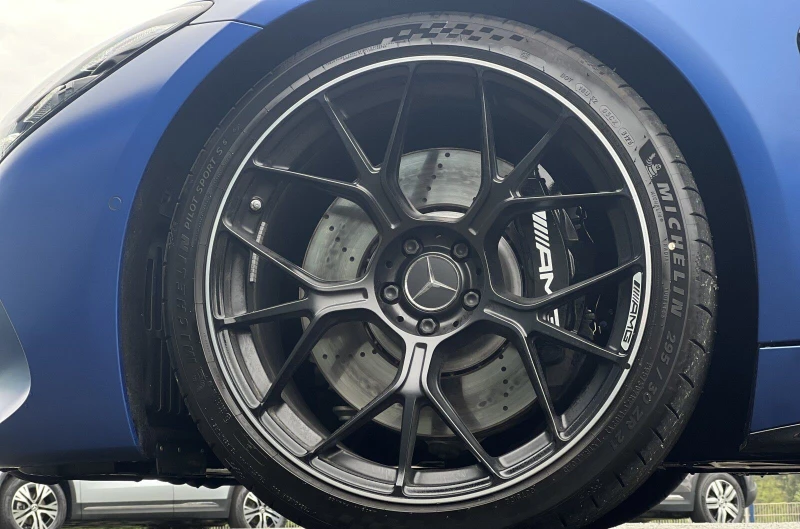 Mercedes-Benz GT AMG* 63* 4M+ * Carbon* HuD* Burmester* Track Pack*, снимка 5 - Автомобили и джипове - 50735295