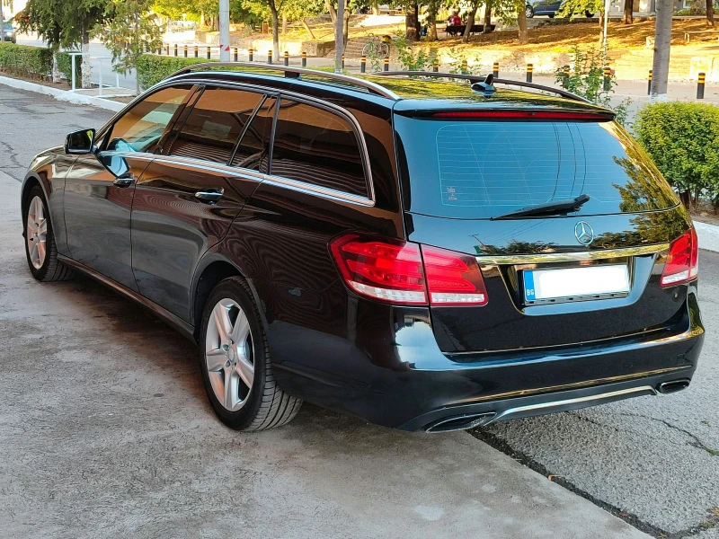 Mercedes-Benz E 220, снимка 3 - Автомобили и джипове - 51602465