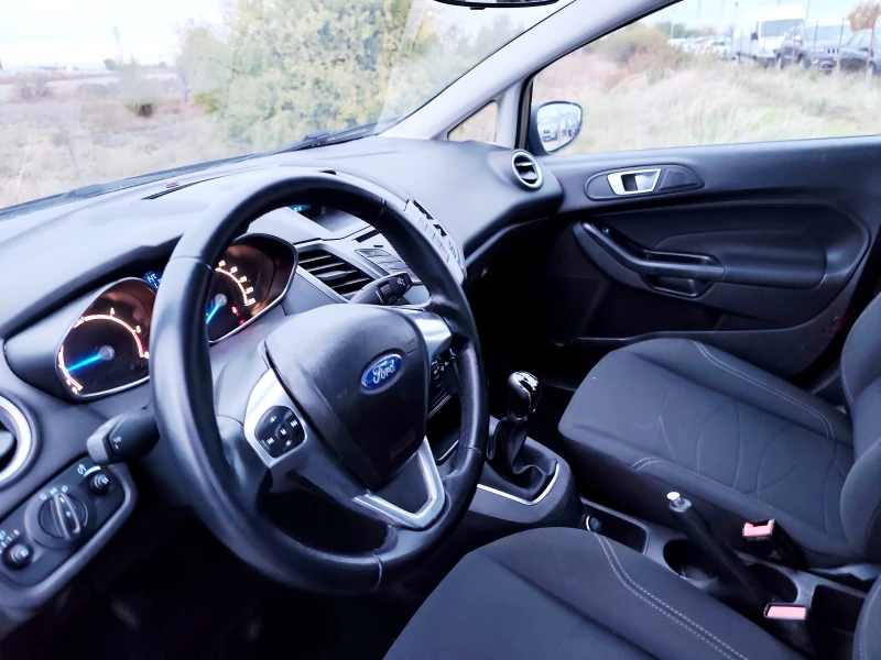 Ford Fiesta 1.5 TDCI , снимка 7 - Автомобили и джипове - 52298452