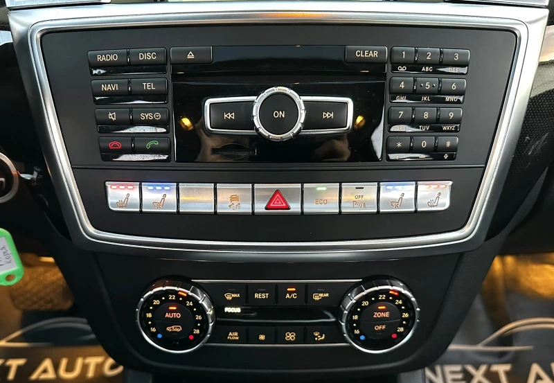 Mercedes-Benz ML 350 3.0CDI 258HP PANO CAMERA ОБДУХВАНЕ НА ПРУЖИНИ, снимка 11 - Автомобили и джипове - 52398310