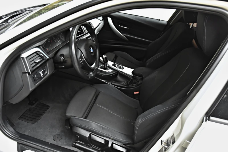 BMW 318, снимка 14 - Автомобили и джипове - 52658238