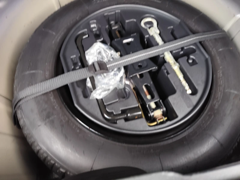 Citroen C4 1.6i* Klimatronik* , снимка 12 - Автомобили и джипове - 53099713