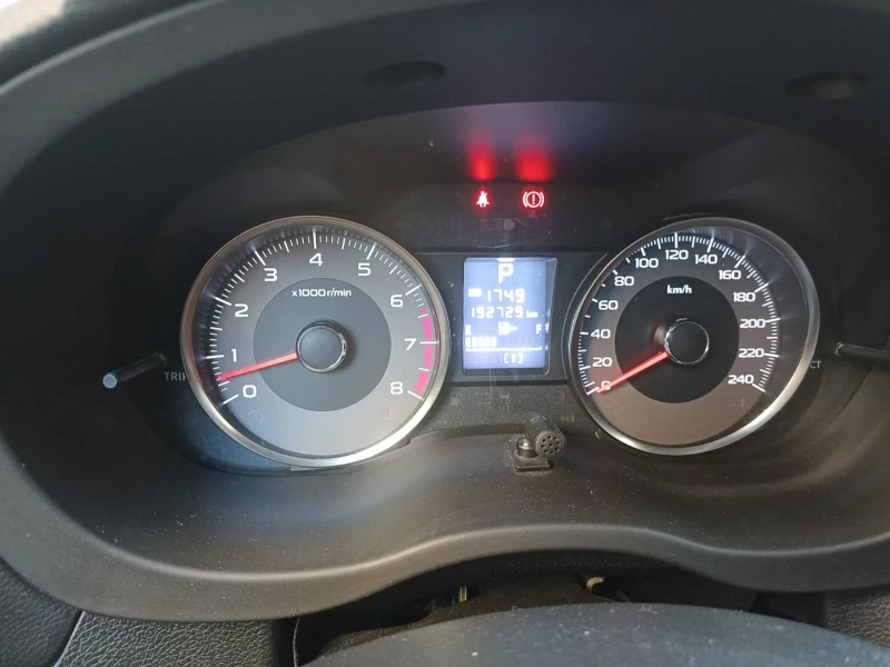 Subaru Forester 2.0i, снимка 8 - Автомобили и джипове - 53396638