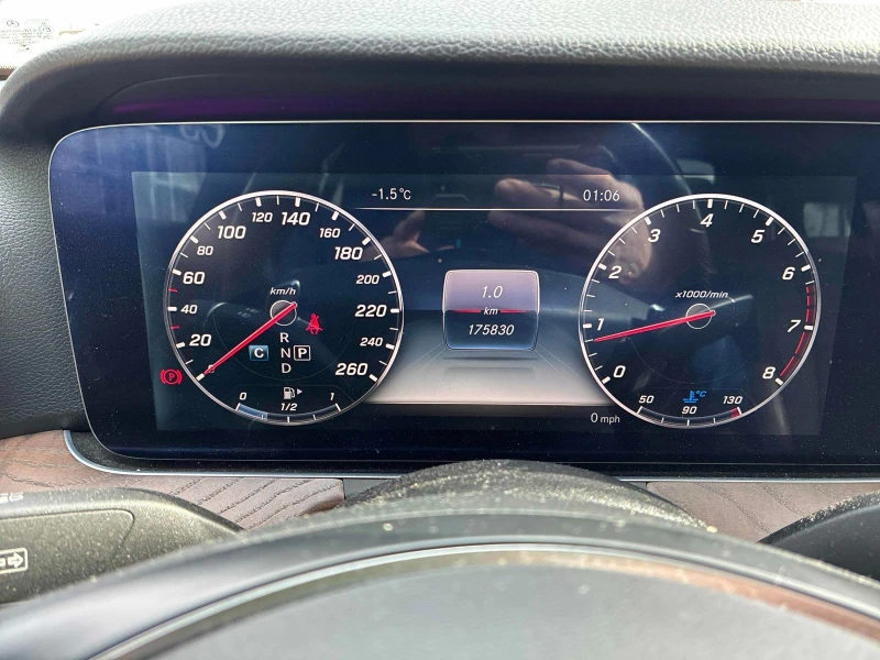 Mercedes-Benz E 400 4MATIC С РЕГИСТРАЦИЯ & АВТО КРЕДИТ , снимка 7 - Автомобили и джипове - 53511341