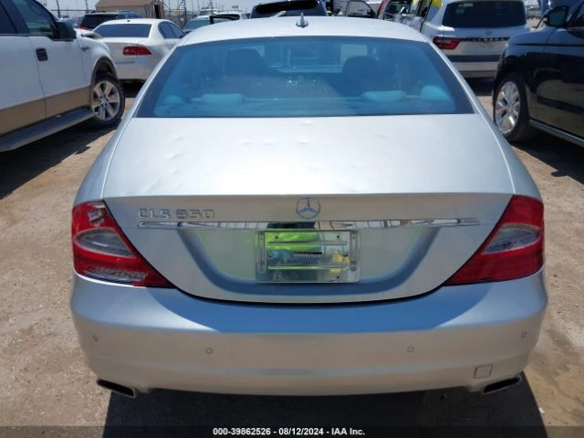 Mercedes-Benz CLS 550, снимка 9 - Автомобили и джипове - 47227835