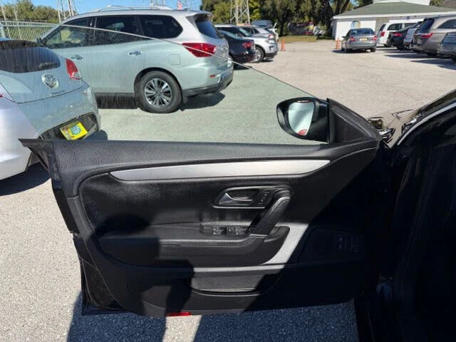 VW CC !2.0T Lux FWD!* АвтоКредит* Цена до БГ* , снимка 11 - Автомобили и джипове - 53340206