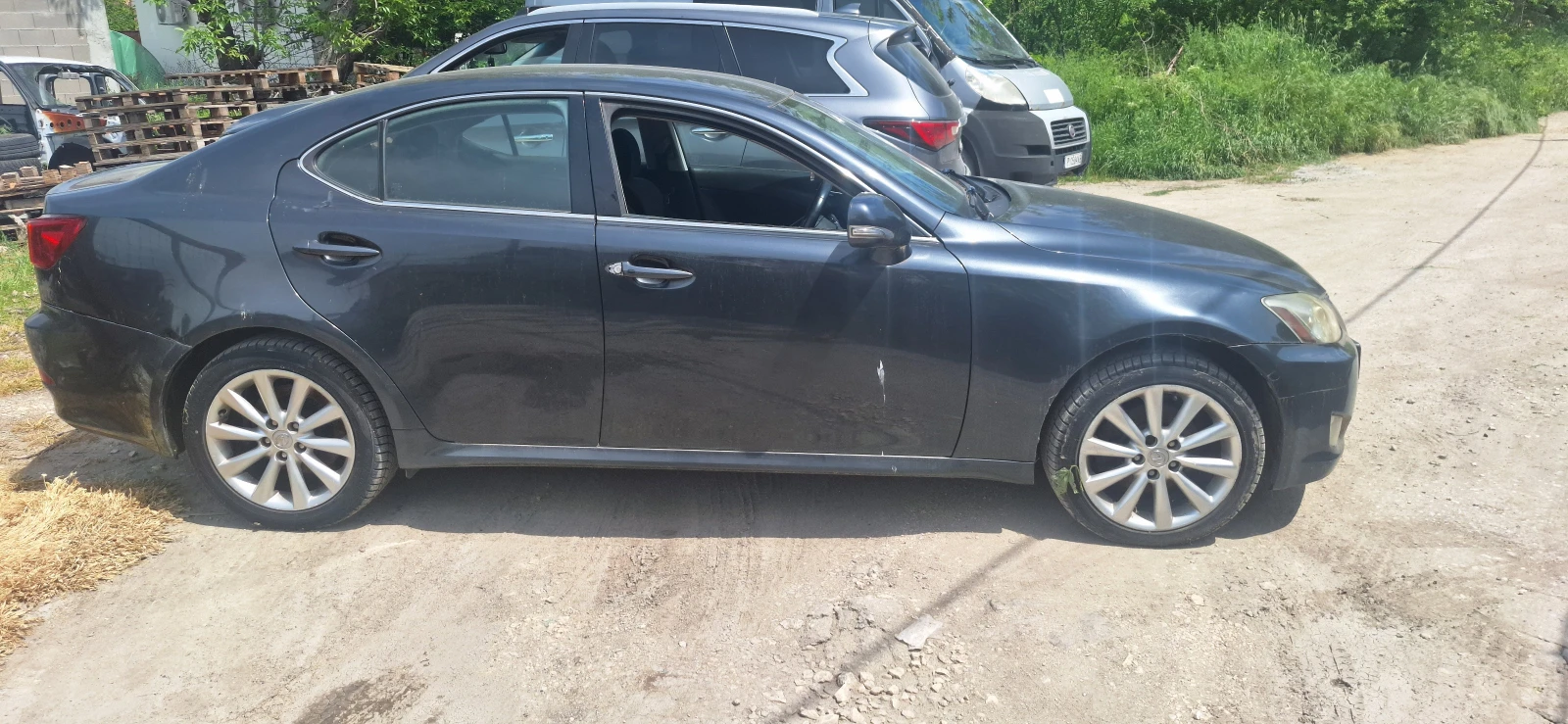 Lexus IS 2бр НА ЧАСТИ, снимка 2 - Автомобили и джипове - 19119500