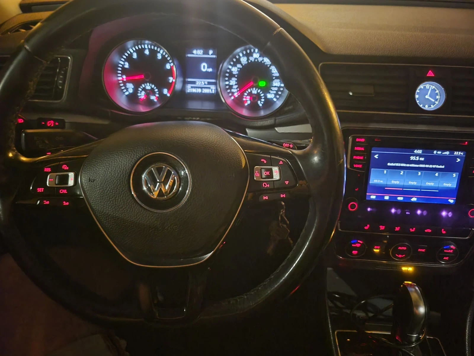 VW Passat R-line 1.8 TSI | Mobile.bg   17