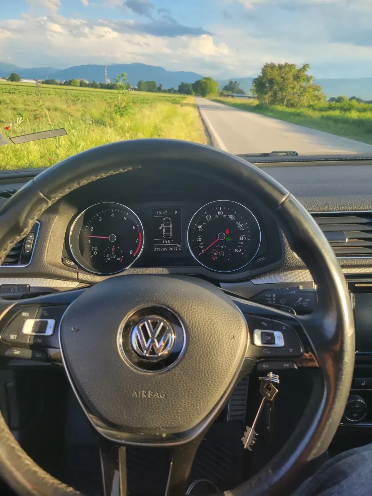 VW Passat R-line 1.8 TSI | Mobile.bg   15