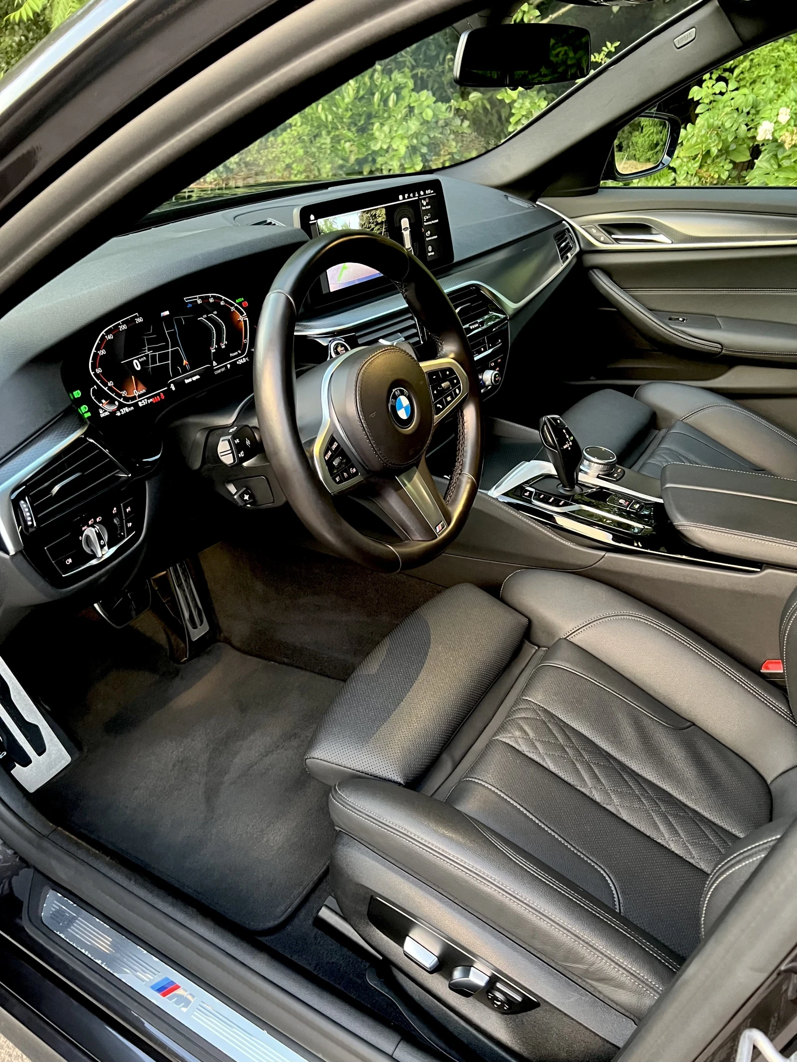 BMW 530 520d-xDraive M Sportpaket Facelift EXCLUSIVE  - изображение 9