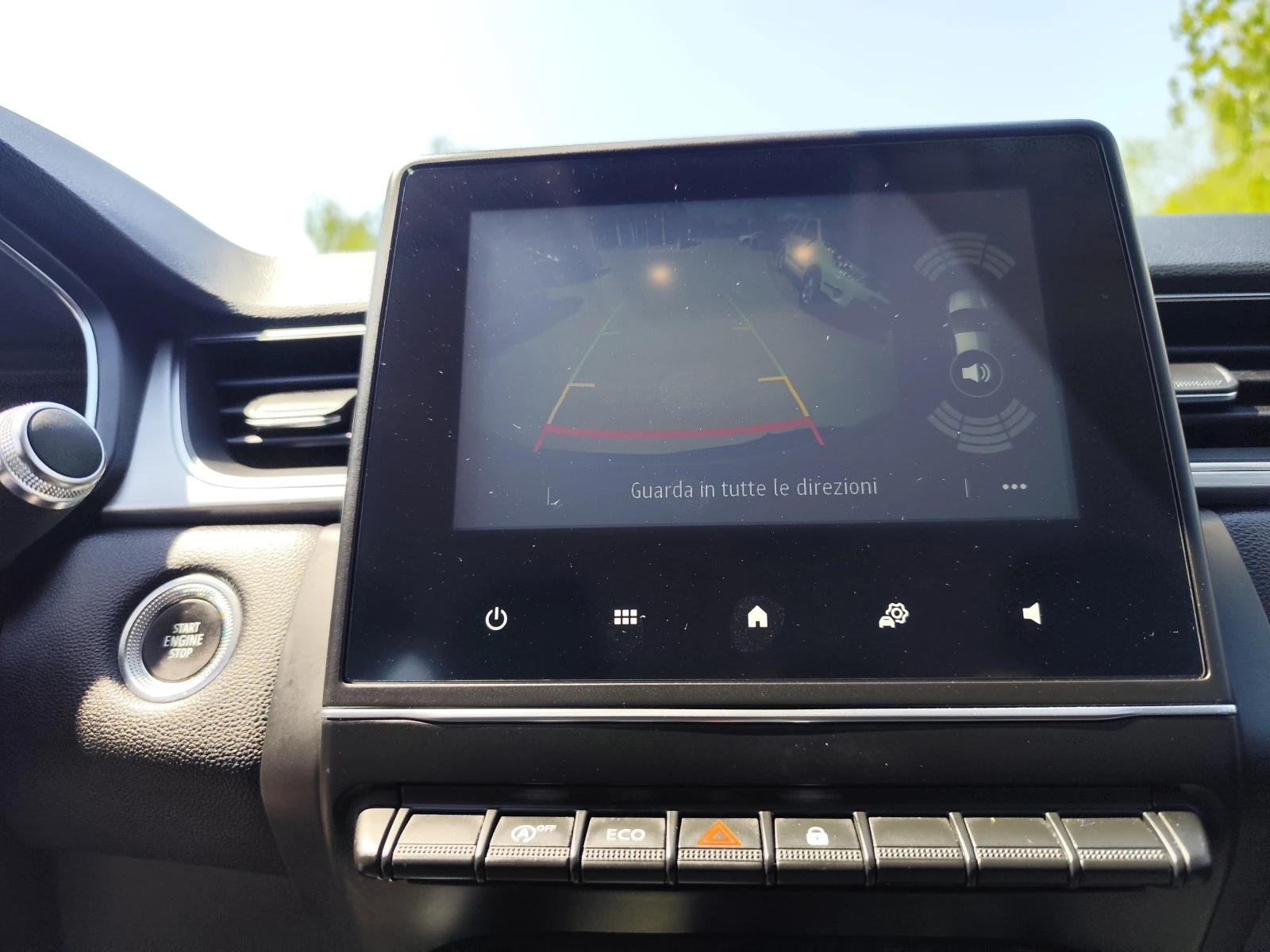 Renault Captur 1.0i* ГАЗОВА УРЕДБА* LED* APP* 90000km!*  - изображение 8