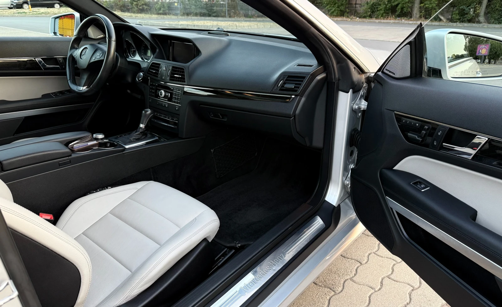 Mercedes-Benz E 350 COUPE| Harmon| Dynamic Seats| AMG Pack| V6  | Mobile.bg   14