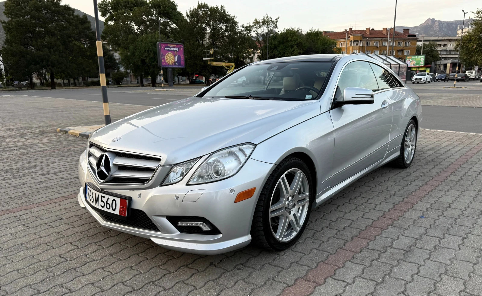 Mercedes-Benz E 350 COUPE| Harmon| Dynamic Seats| AMG Pack| V6  | Mobile.bg   1