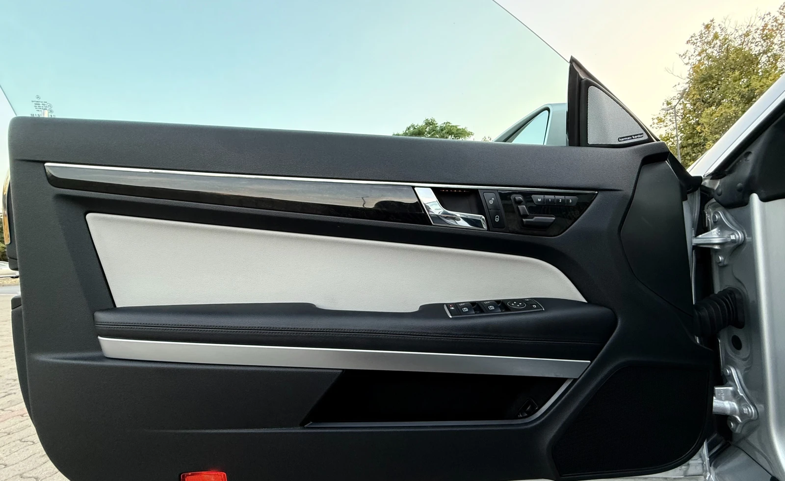 Mercedes-Benz E 350 COUPE| Harmon| Dynamic Seats| AMG Pack| V6  | Mobile.bg   10