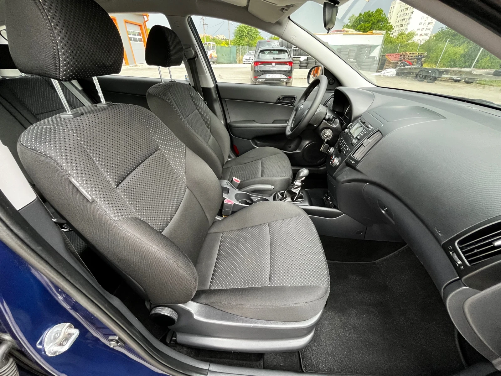 Hyundai I30 CW Facelift 90кс - изображение 10
