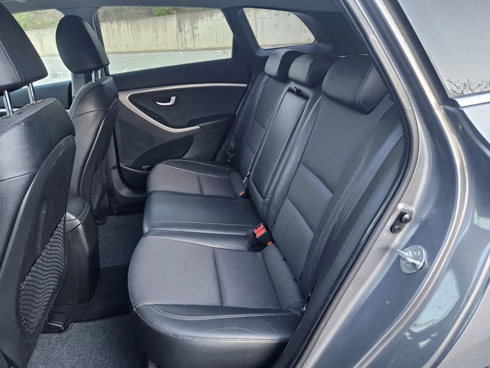 Hyundai I30 1.6 128 .. PREMIUM *  *  *  | Mobile.bg   14