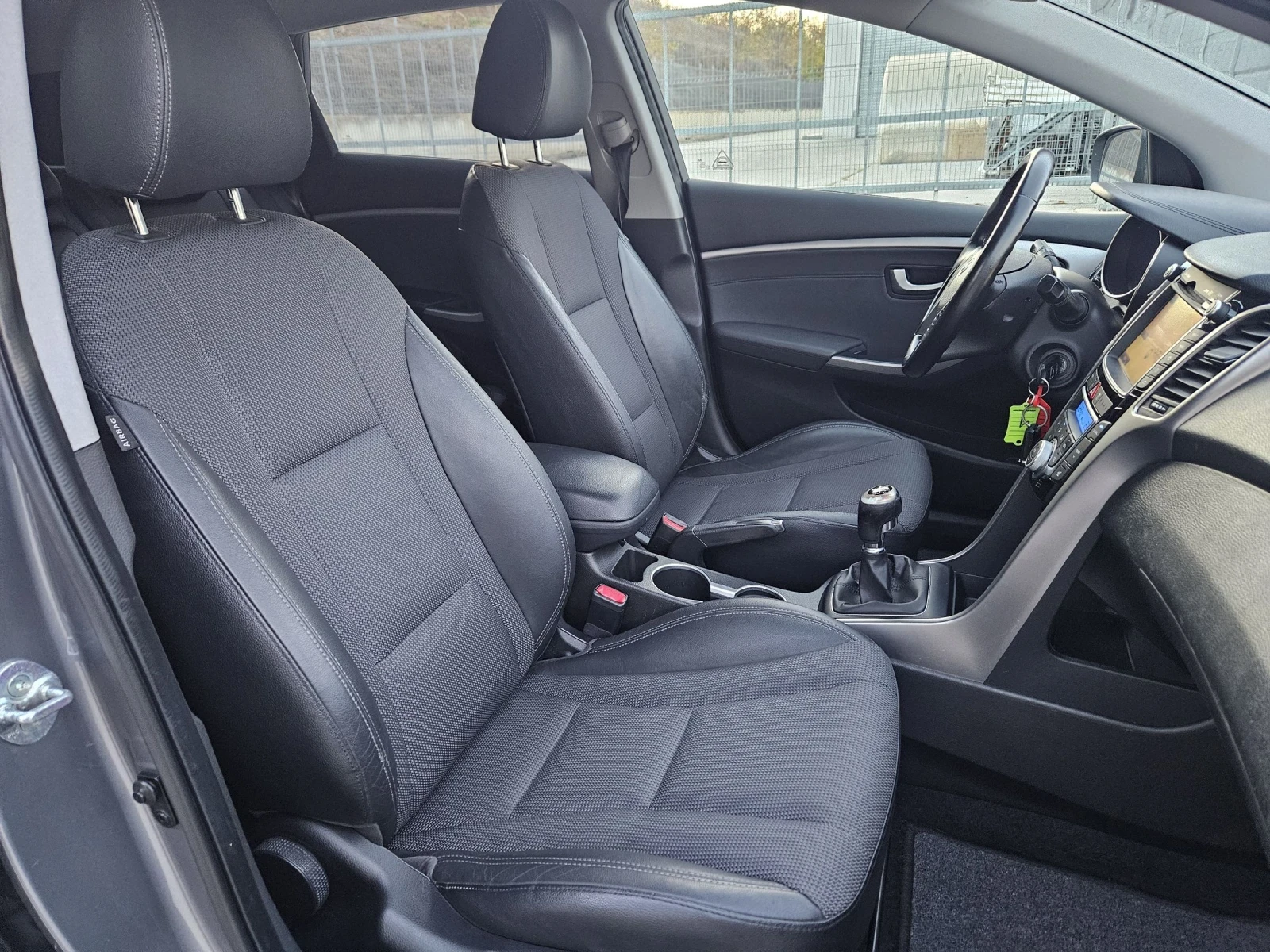 Hyundai I30 1.6 128 .. PREMIUM *  *  *  | Mobile.bg   13