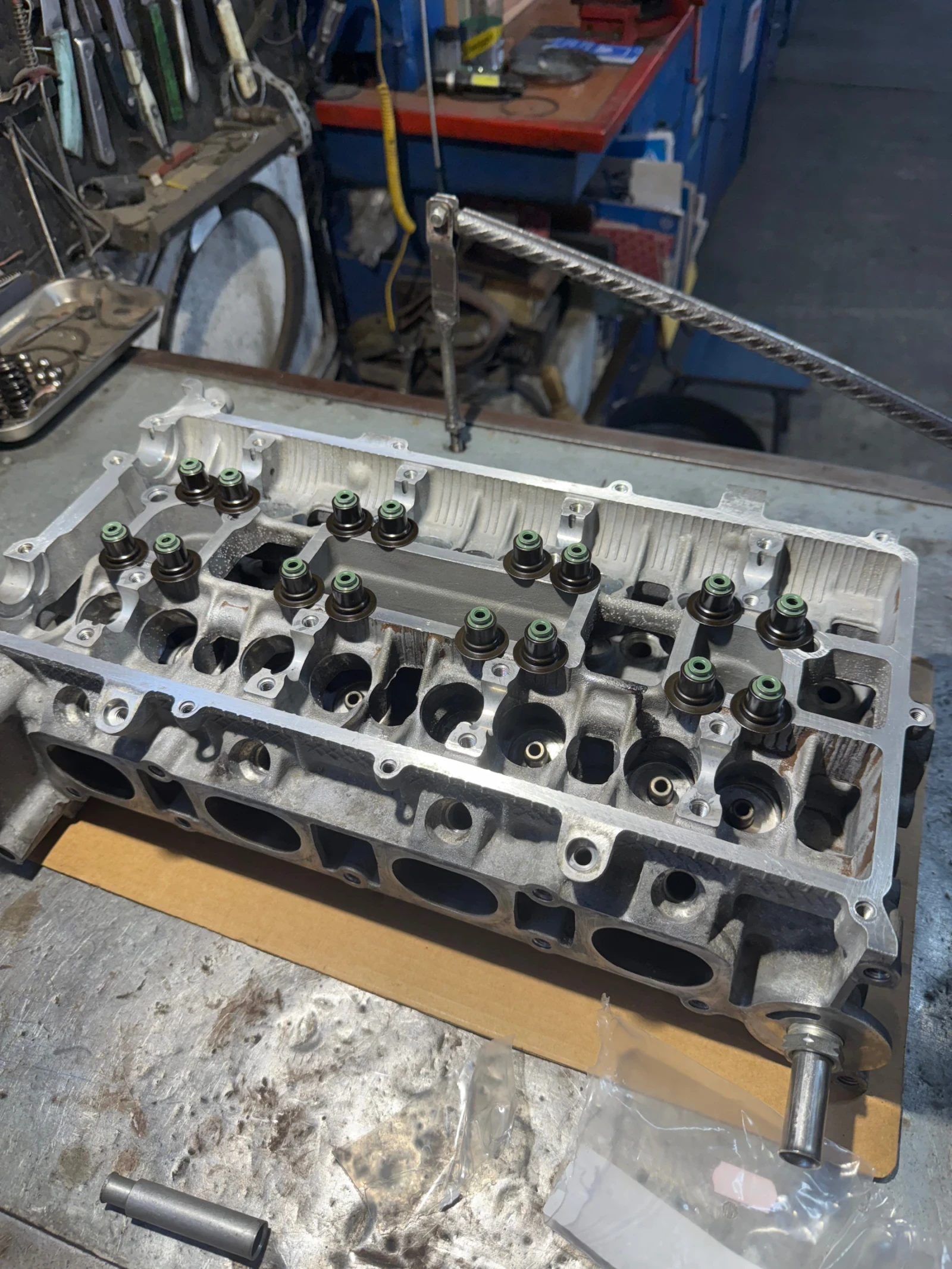 Ford C-max 1.8 | Mobile.bg   17