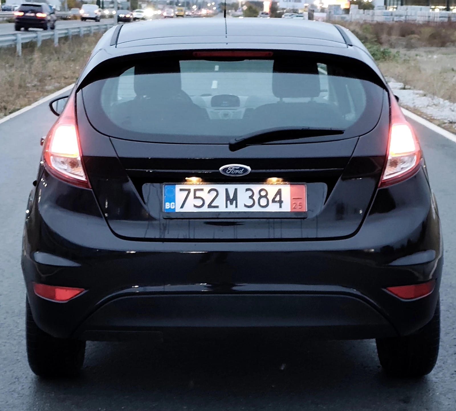 Ford Fiesta 1.5 TDCI  - изображение 5