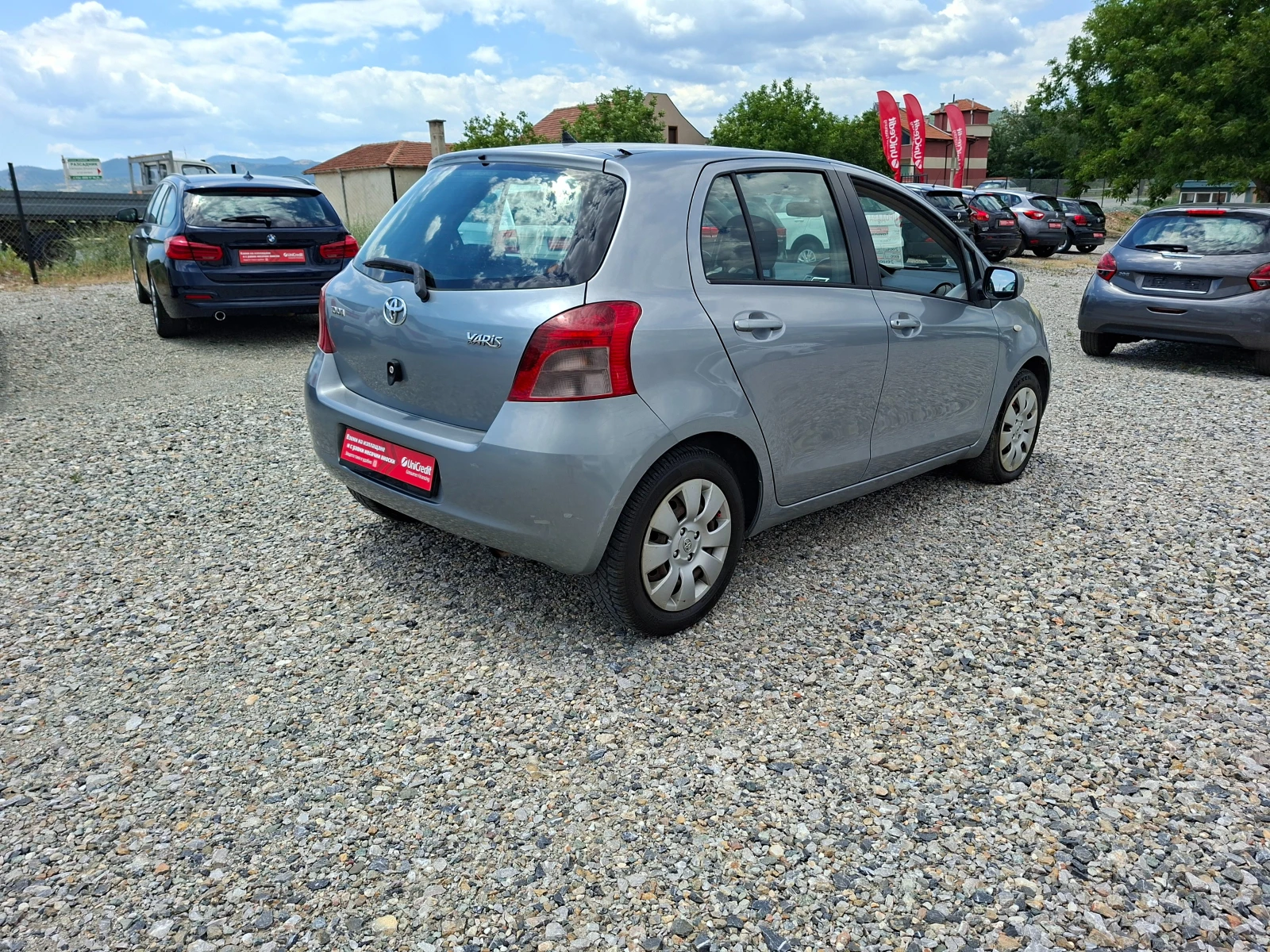 Toyota Yaris 1.0i* 36м. х 102EUR.* , снимка 5 - Автомобили и джипове - 53635541