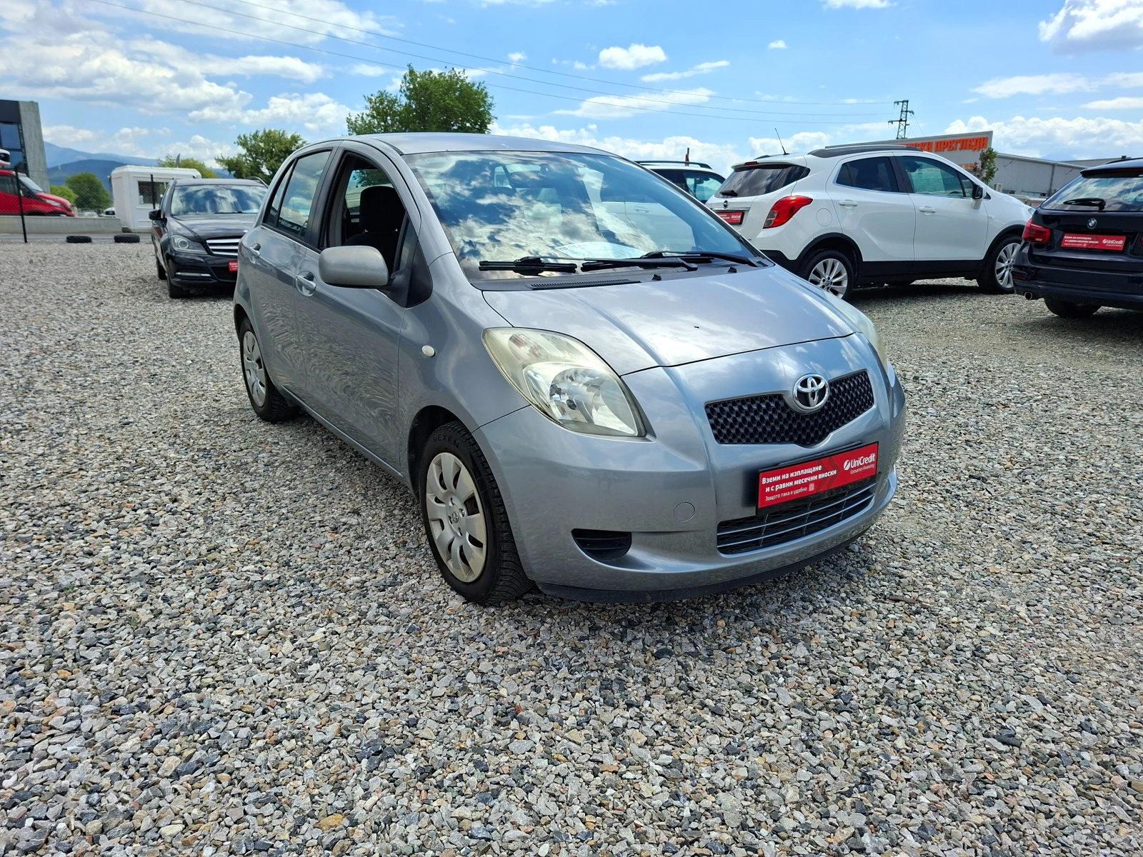 Toyota Yaris 1.0i* 36м. х 102EUR.* , снимка 7 - Автомобили и джипове - 53635541