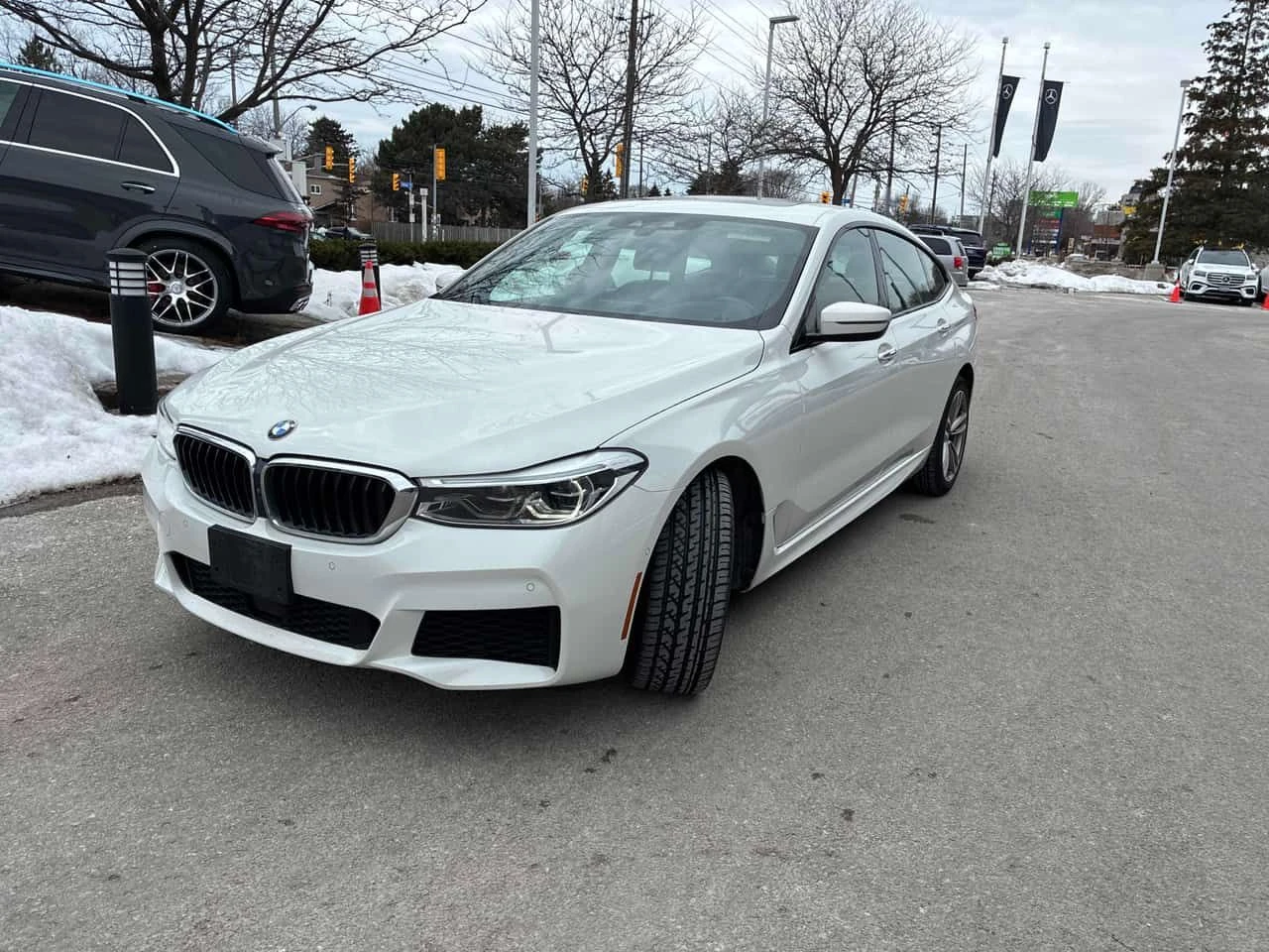 BMW 640 i xDrive/360/ПАНОРАМА/ПОДГРЕВИ/ПРЕДСТАВИТЕЛСТВО