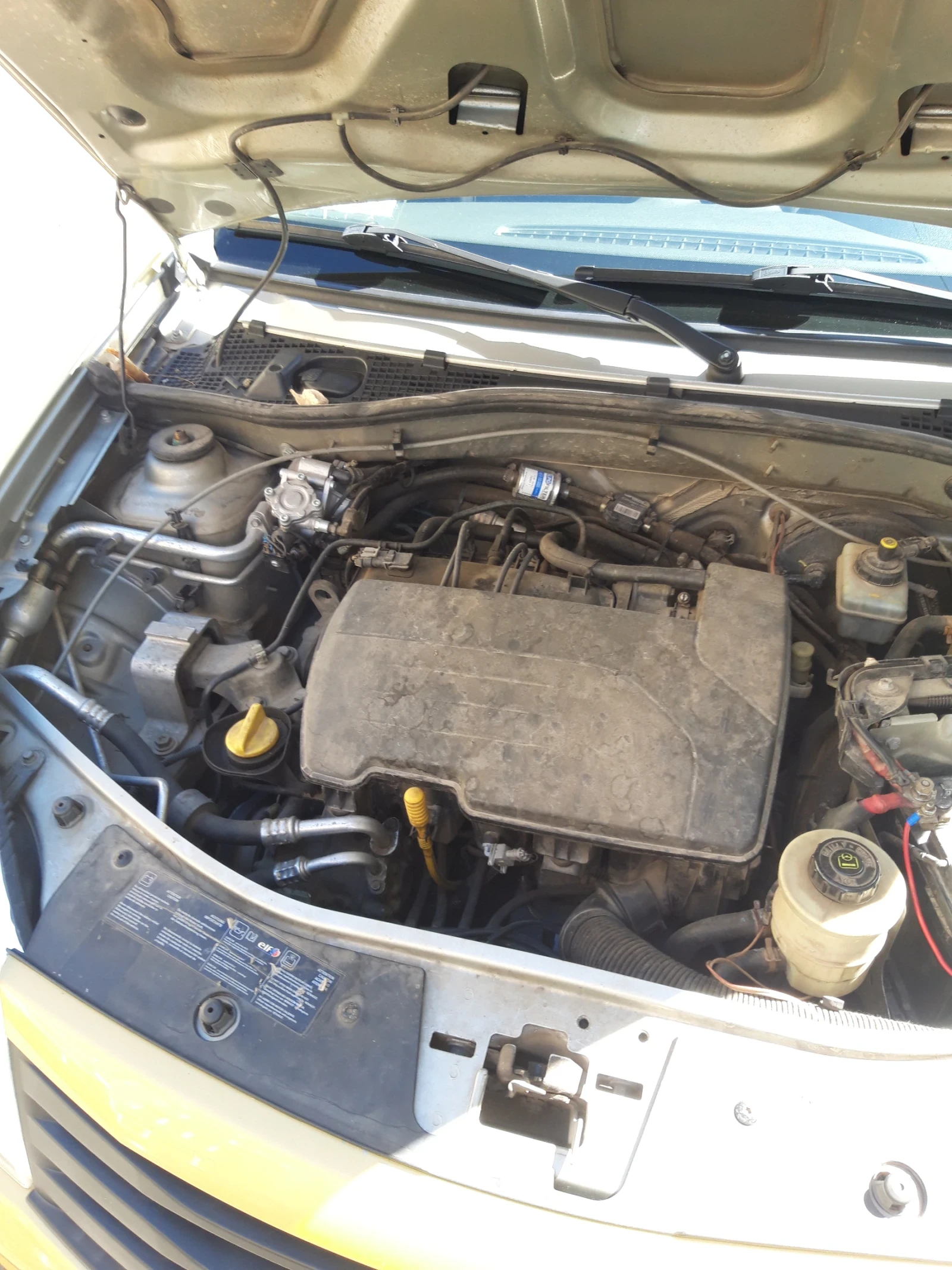 Dacia Sandero, снимка 4 - Автомобили и джипове - 53754473