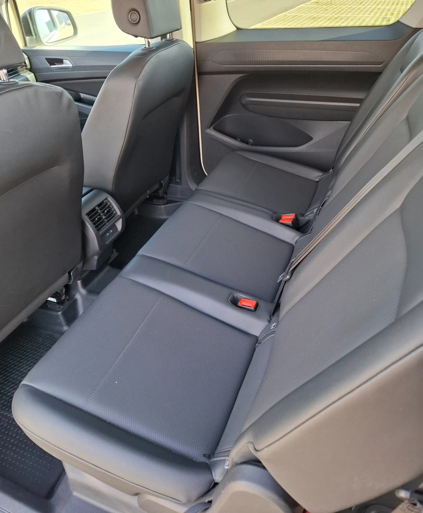 VW Caddy Maxi 2.0 dizel 6+ 1, снимка 12 - Автомобили и джипове - 53849280