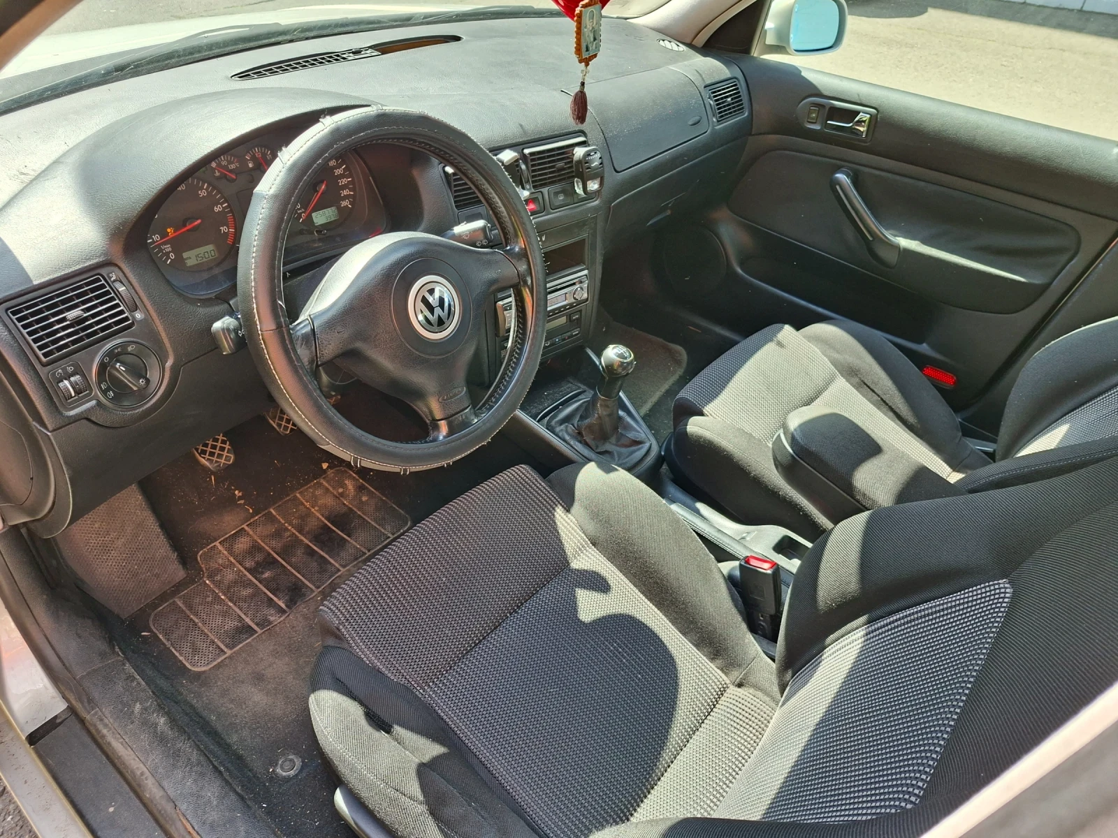 VW Golf Golf IV 1, 6, снимка 5 - Автомобили и джипове - 54398893