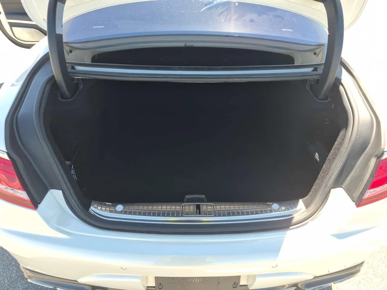 Mercedes-Benz S 63 * AMG * CARFAX * ЦЕНА ДО БГ, снимка 14 - Автомобили и джипове - 54948414