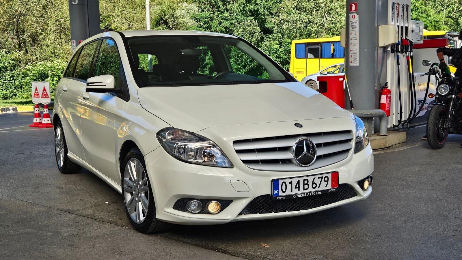 Mercedes-Benz B 200 2.0 Cdi NAVIG/KLIMATR/6skorost, снимка 9 - Автомобили и джипове - 55291944