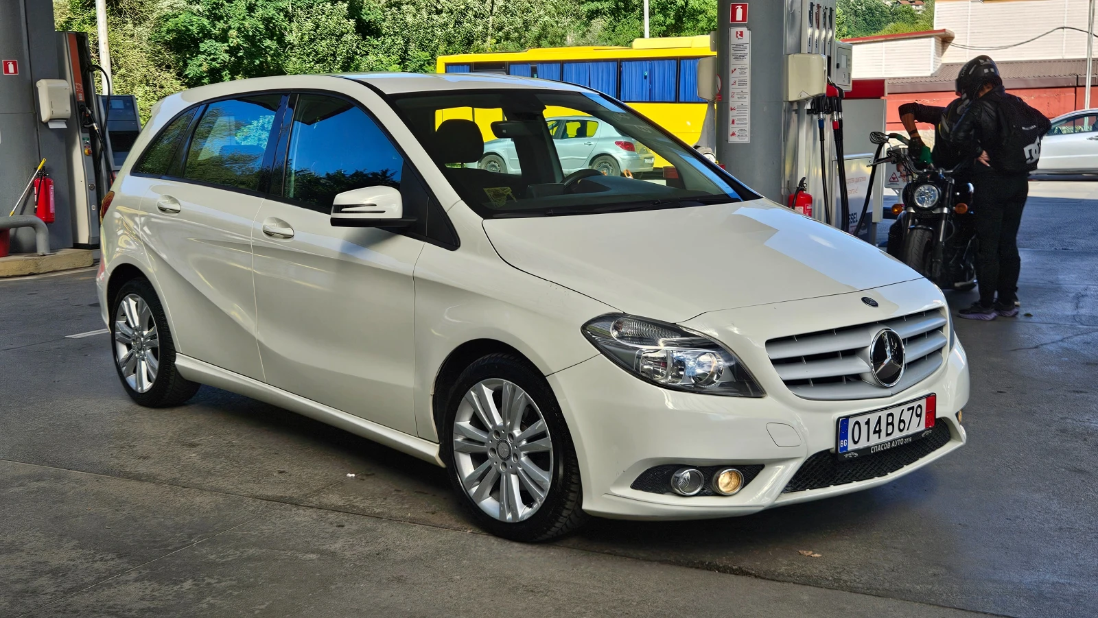 Mercedes-Benz B 200 2.0 Cdi NAVIG/KLIMATR/6skorost, снимка 8 - Автомобили и джипове - 55291944