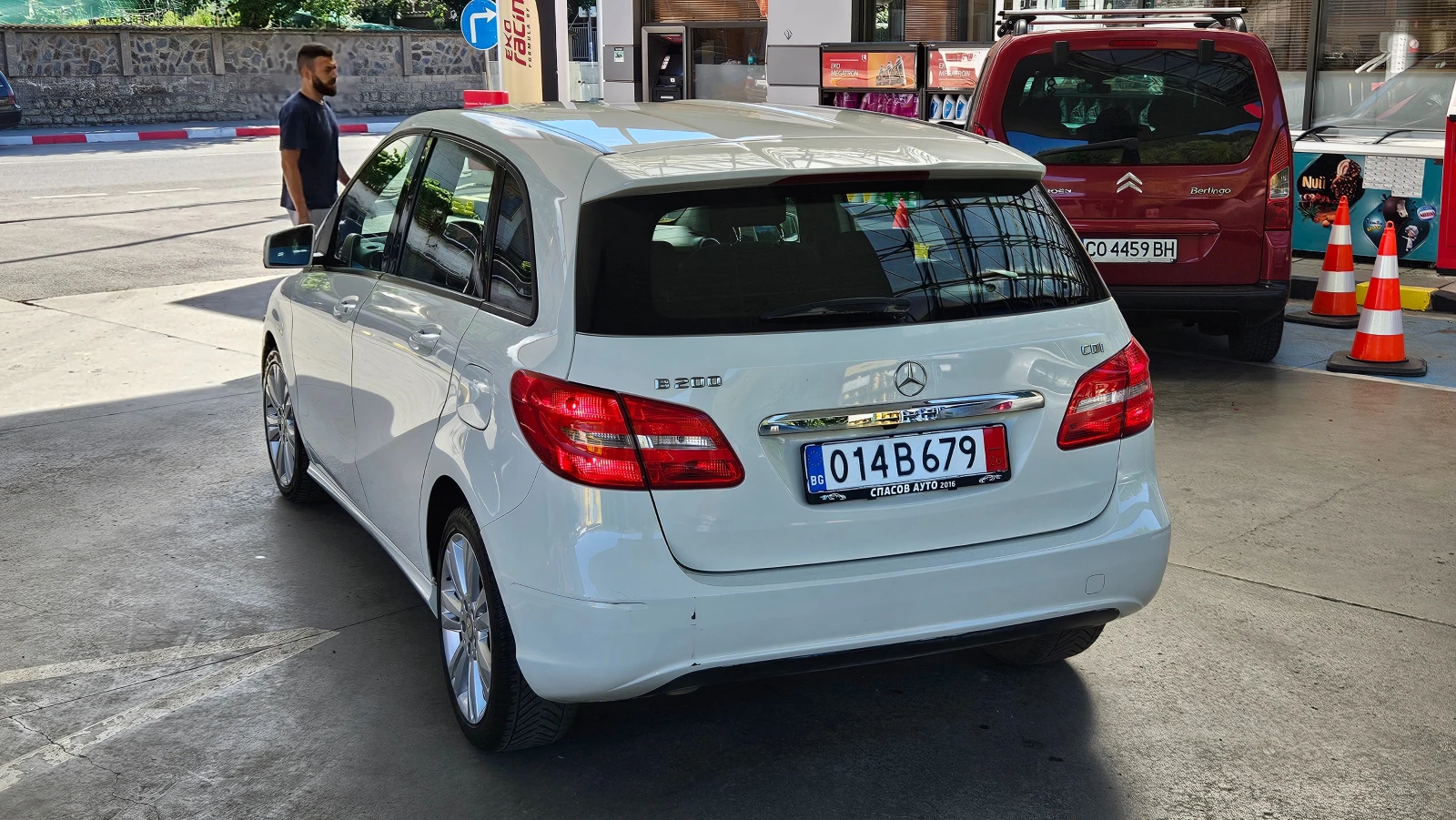 Mercedes-Benz B 200 2.0 Cdi NAVIG/KLIMATR/6skorost, снимка 5 - Автомобили и джипове - 55291944