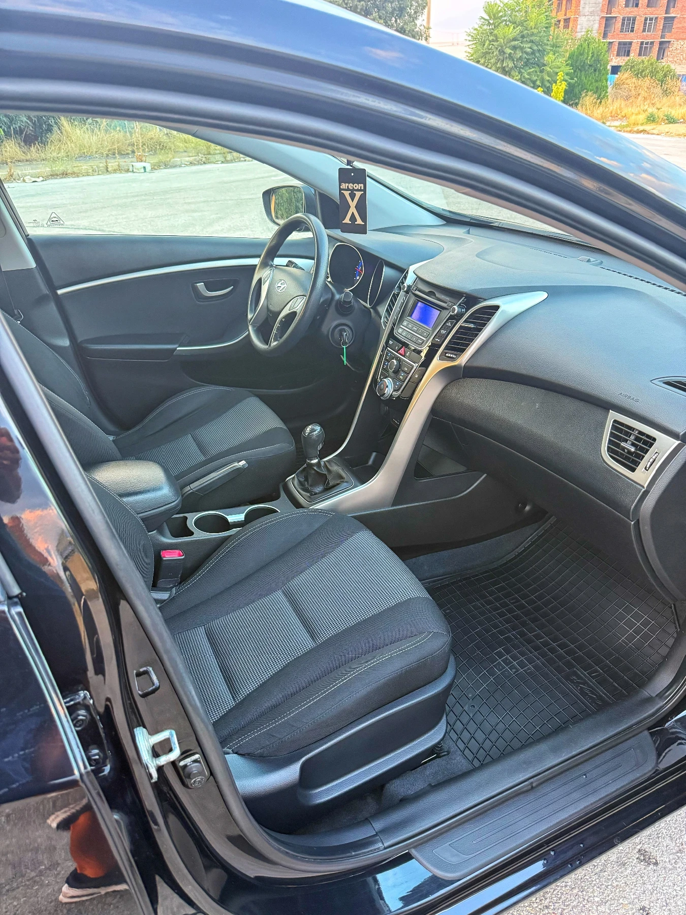 Hyundai I30 1.4 CRDI - БЕЗ АНАЛОГ!, снимка 11 - Автомобили и джипове - 55609276
