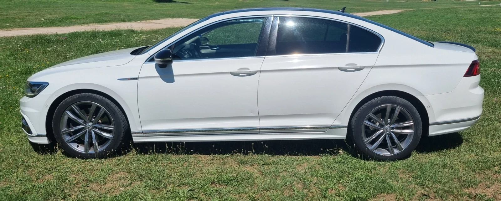 VW Passat Rline, снимка 6 - Автомобили и джипове - 55692455