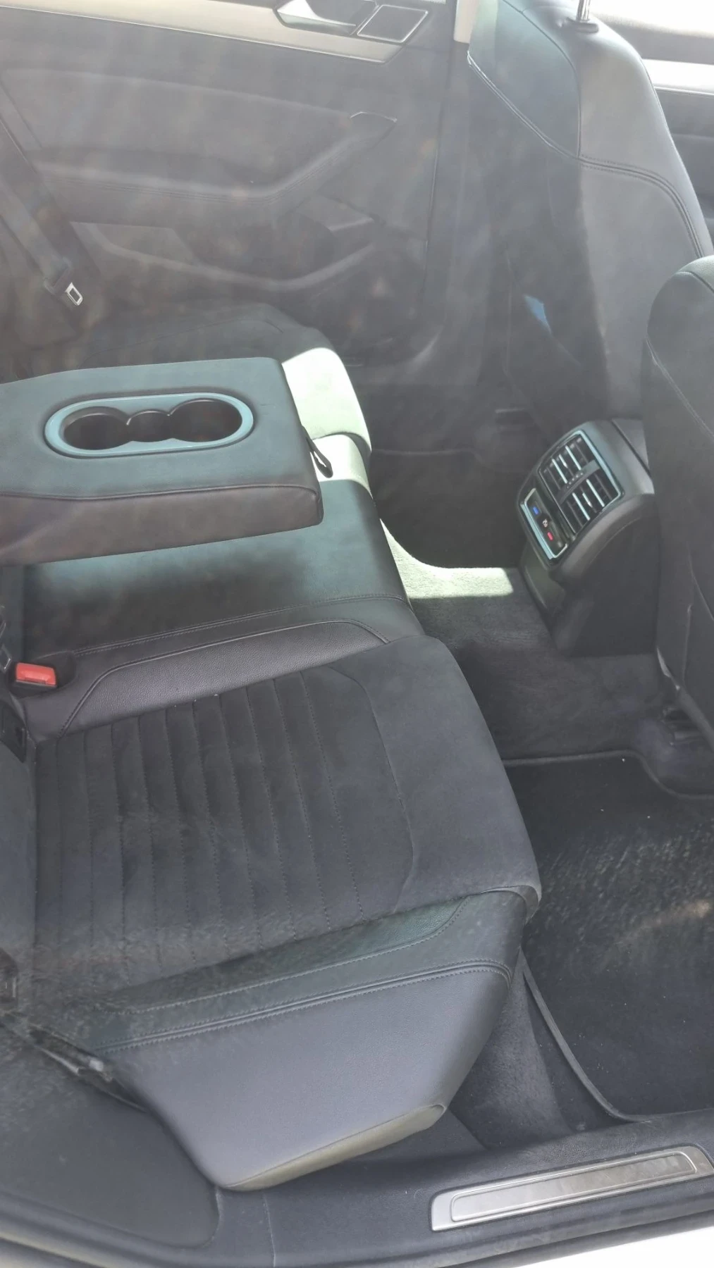 VW Passat Rline, снимка 9 - Автомобили и джипове - 55692455
