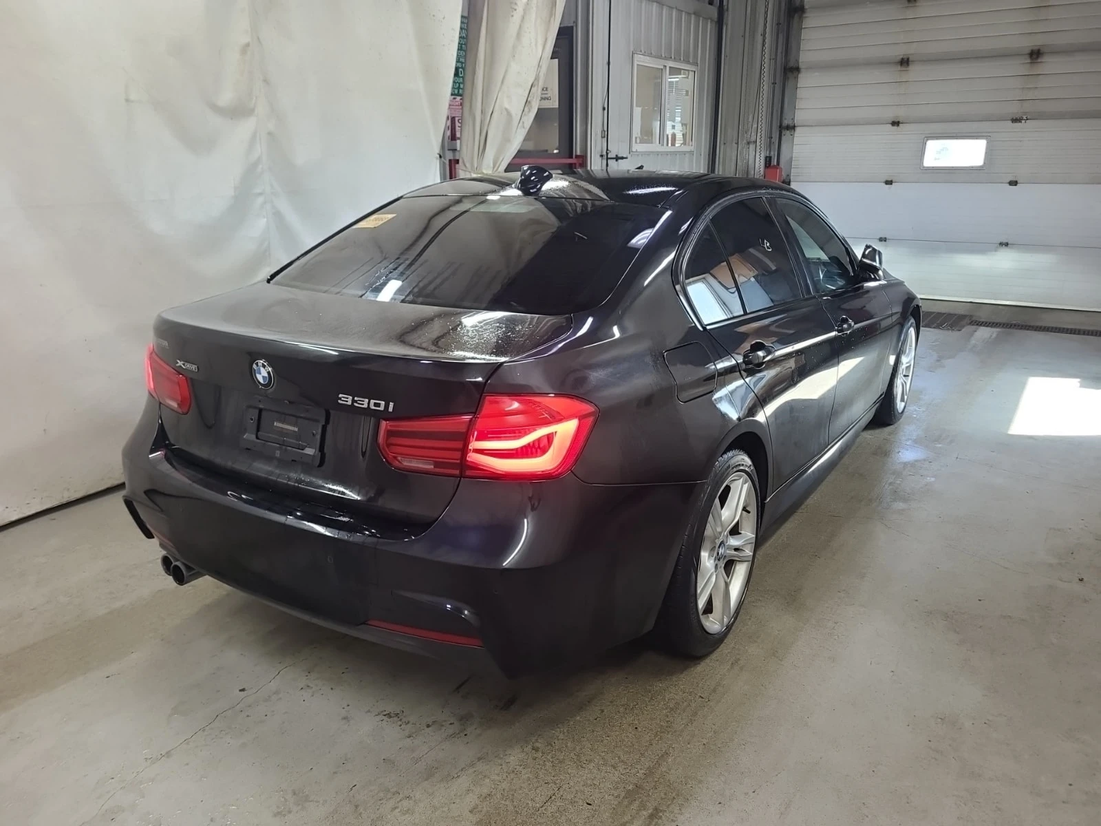 BMW 330 * 330I XDRIVE * M ����� * CARFAX *  | Mobile.bg � ����������� 3