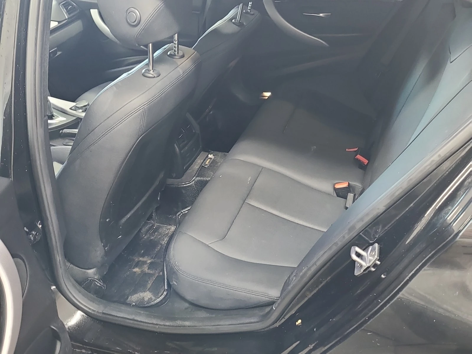 BMW 330 * 330I XDRIVE * M ����� * CARFAX *  | Mobile.bg � ����������� 12