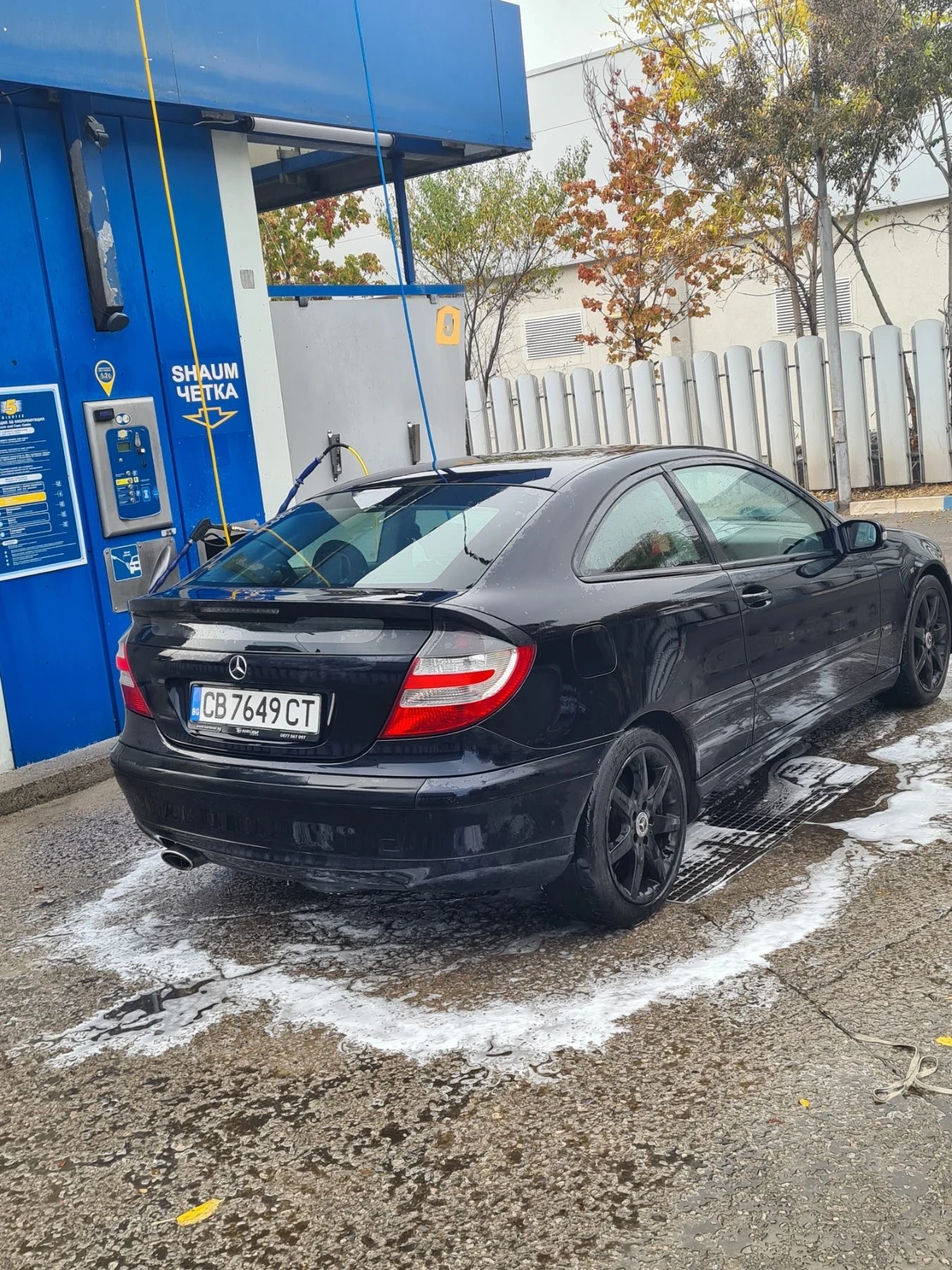 Mercedes-Benz C 220, снимка 3 - Автомобили и джипове - 56539887
