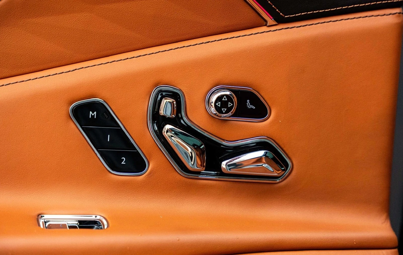 Bentley Flying Spur 4.0 V8 AWD, снимка 9 - Автомобили и джипове - 56560950