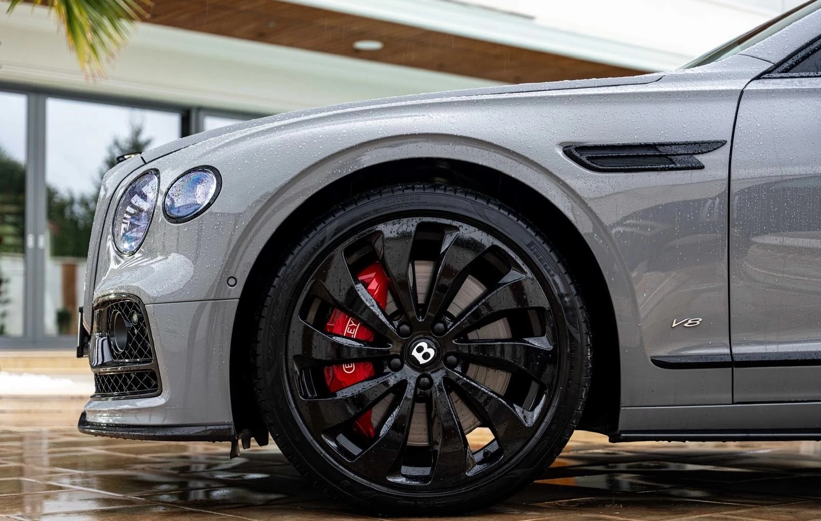 Bentley Flying Spur 4.0 V8 AWD, снимка 4 - Автомобили и джипове - 56560950