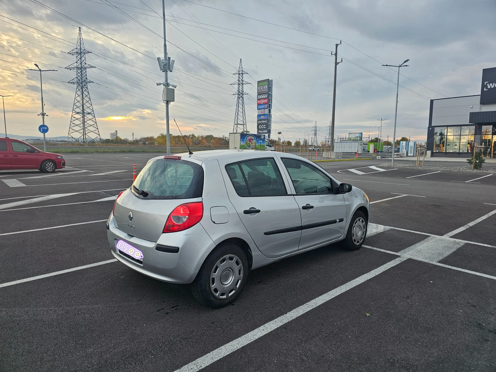 Renault Clio Газ-инж, снимка 4 - Автомобили и джипове - 56650871