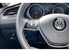 VW Tiguan * AWD | LEATHER | PANORAMIC SUNROOF | TOUCHSCREEN , снимка 12