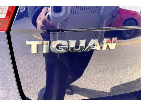 VW Tiguan * AWD | LEATHER | PANORAMIC SUNROOF | TOUCHSCREEN  - 19000 € / 37160.77 лв. - 61312661 3