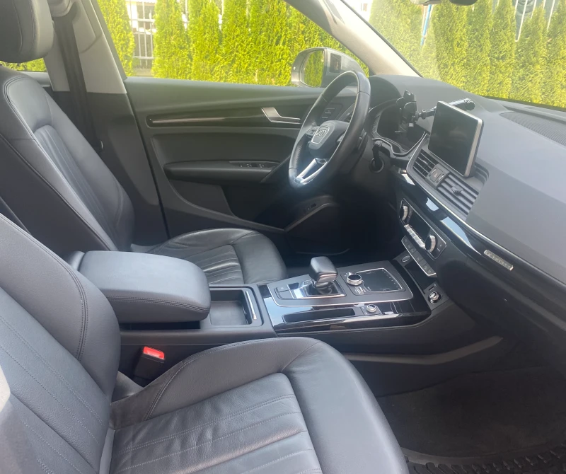 Audi Q5, снимка 4 - Автомобили и джипове - 47368930