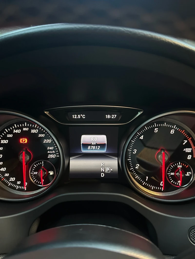 Mercedes-Benz GLA 250 2.0 4x4 Facelift, снимка 7 - Автомобили и джипове - 52473310