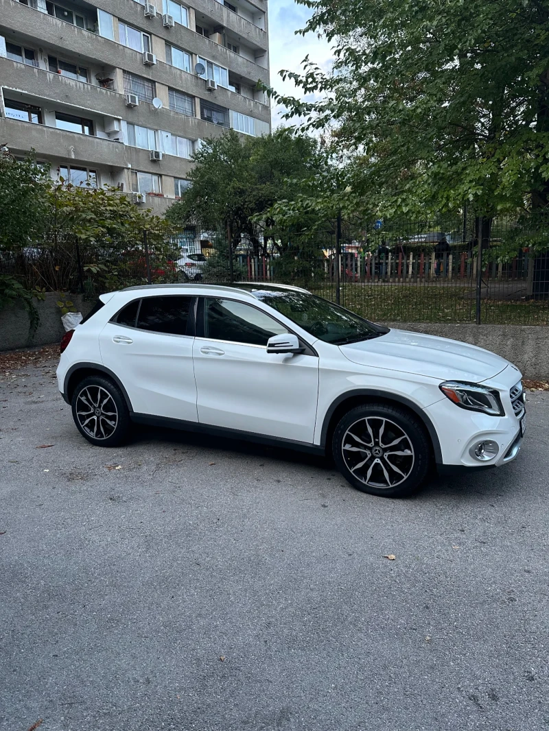 Mercedes-Benz GLA 250 2.0 4x4 Facelift, снимка 3 - Автомобили и джипове - 52473310
