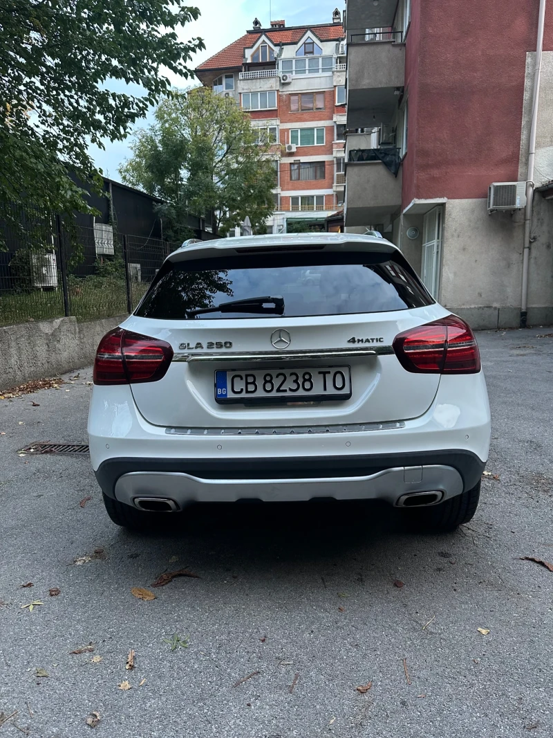 Mercedes-Benz GLA 250 2.0 4x4 Facelift, снимка 2 - Автомобили и джипове - 52473310