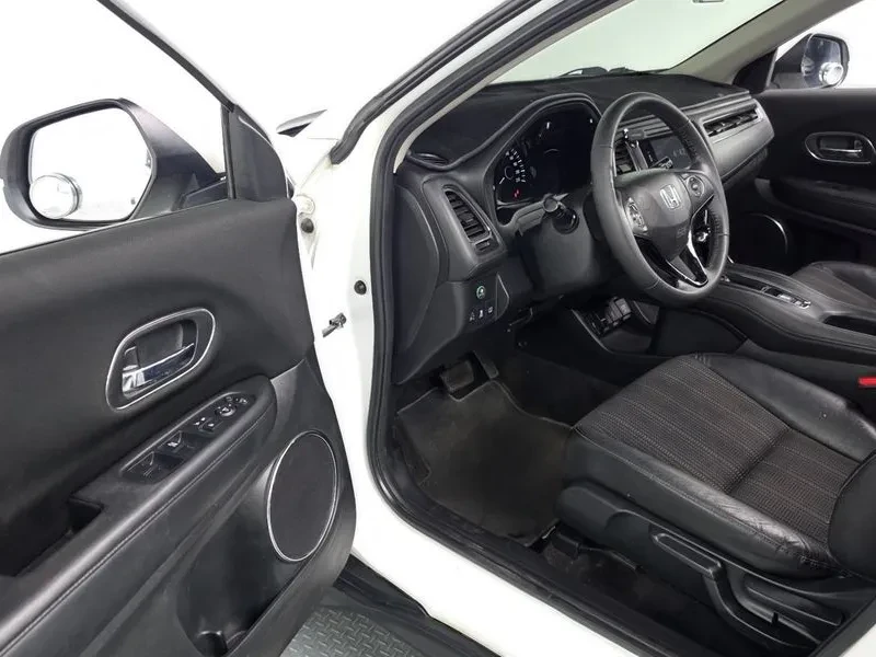 Honda Hr-v 1.8, снимка 10 - Автомобили и джипове - 55740144